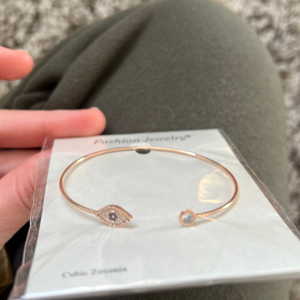 Rose Gold Evil Eye 🧿 Bangle